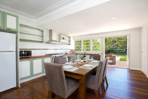 Rodova Cottage - Food Delivery Shop 2