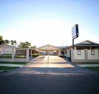 Roma Inland Motor Inn - Food Delivery Shop