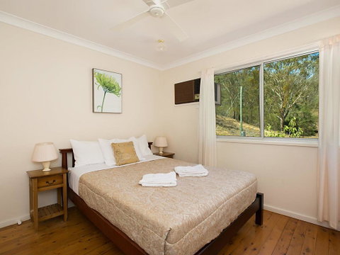 Rosa House In Broke, 4br House In Walking Distance To Cellar Doors - Food Delivery Shop 2