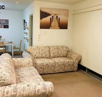 Rosanna Jewel Up to 4ppl with 2 BedroomParking - Food Delivery Shop