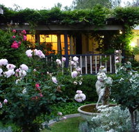 Rosewood Guesthouse - Food Delivery Shop