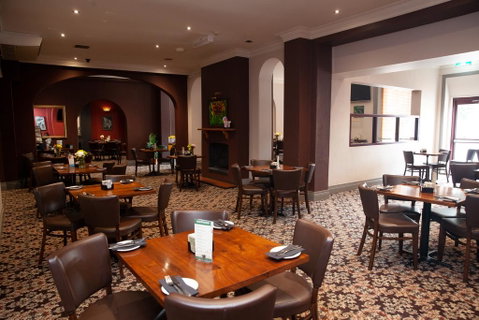 Royal Hotel Singleton - Food Delivery Shop 1