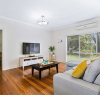 Rye Beach Holiday Home - Food Delivery Shop