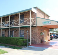 Sandstock Motor Inn Armidale - Food Delivery Shop
