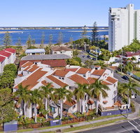 Santa Fe by the Broadwater - Food Delivery Shop