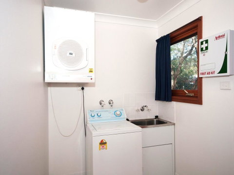 Semaphore Beach House - Food Delivery Shop 1