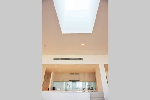Skyview Luxury 4Br Penthouse WWP - Food Delivery Shop 2