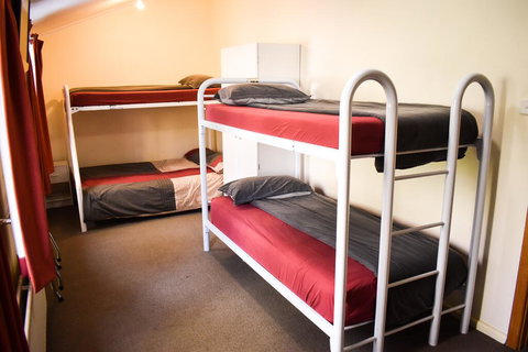 Slumberjacks Inn (formerly Cooroona) - Food Delivery Shop 0