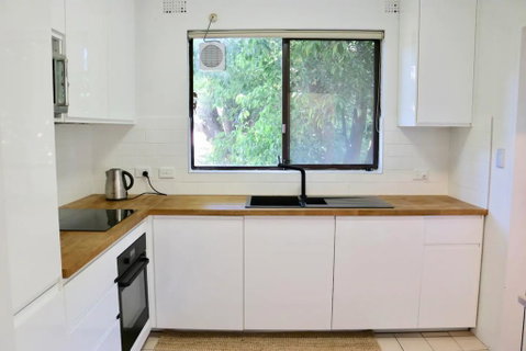Spacious Apartment In Lane Cove Near CBD - Food Delivery Shop 1