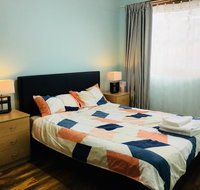 Spacious Townhouse in Wollongong - Food Delivery Shop