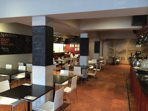 Star Bar Cafe & Hotel - Food Delivery Shop 3
