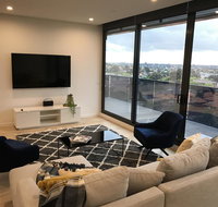 StayCentral Essendon Escape Sub-penthouse - Food Delivery Shop