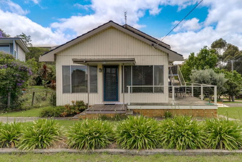 Stradbroke - Food Delivery Shop 2