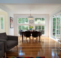 Strahan House - Food Delivery Shop