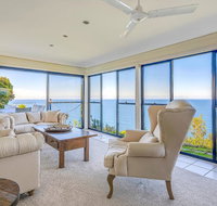 STUNNING CLIFF TOP HOME // POOL  GAMES - Food Delivery Shop
