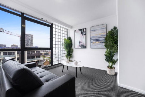 Stylish And Spacious Apt With Double Living Room - Food Delivery Shop 0