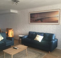 Sunlit Townhouse - Food Delivery Shop