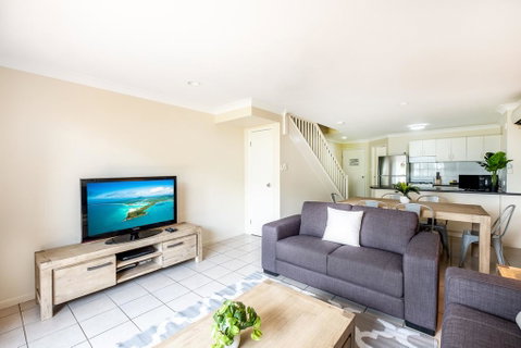 Sunset Waters Apartments - Food Delivery Shop 1