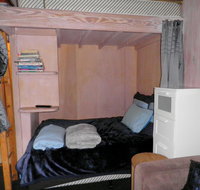 Super Value Thredbo STUDIO  Ante-Room Apartment - Food Delivery Shop