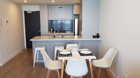 Supercar Fan's Dream - Track Side Apartment #1 - Food Delivery Shop 2