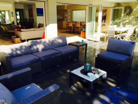 Tali Oak Beach House - Food Delivery Shop 2
