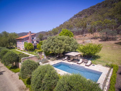 Talits Vineyard Estate - Food Delivery Shop 1