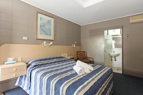 Tandara Hotel Motel - Food Delivery Shop 2