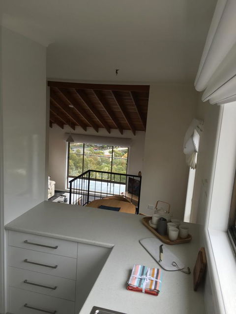 The Lookout - Food Delivery Shop 9