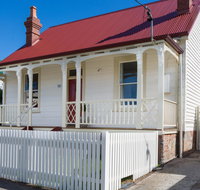Brampton Cottage - Food Delivery Shop