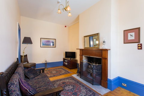 Grand Old Duke - Food Delivery Shop 17