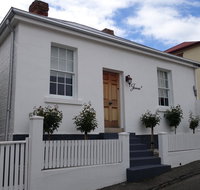 Patersonia Cottage - Food Delivery Shop