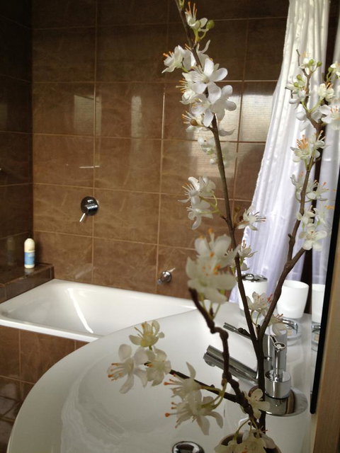 Ulverstone Boutique Accomodation - Food Delivery Shop 36