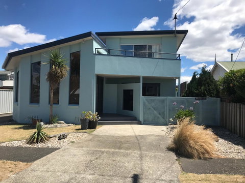 Ulverstone Boutique Accomodation - Food Delivery Shop 8
