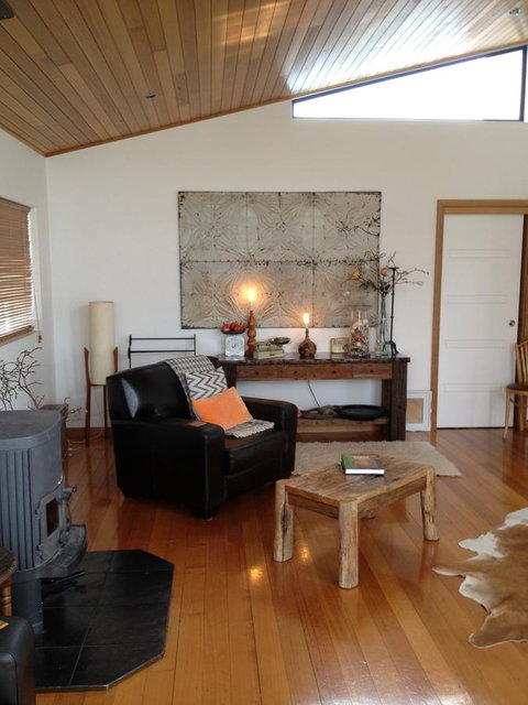Ulverstone Boutique Accomodation - Food Delivery Shop 29