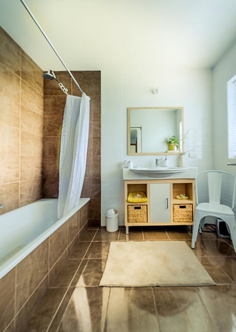 Ulverstone Boutique Accomodation - Food Delivery Shop 19