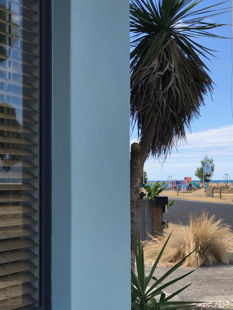 Ulverstone Boutique Accomodation - Food Delivery Shop 2