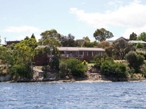 Derwent Retreat - Food Delivery Shop 28