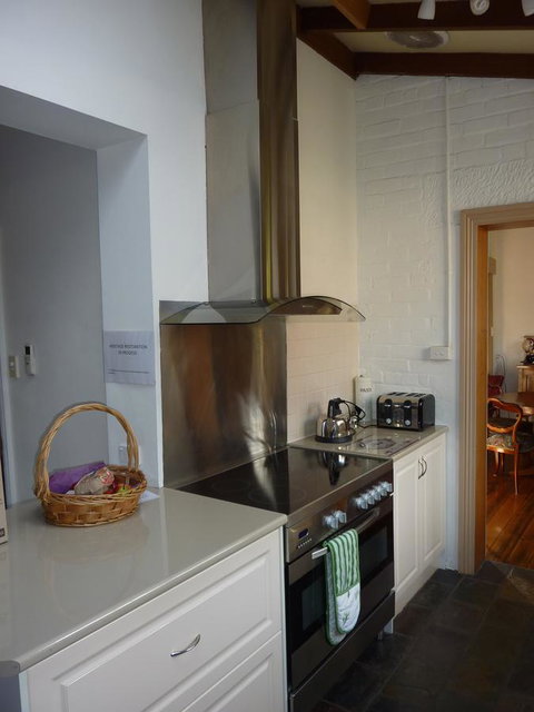 Eliza Cottage - Food Delivery Shop 6