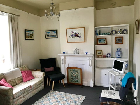 Eliza Cottage - Food Delivery Shop 9