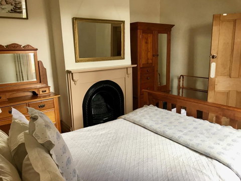 Eliza Cottage - Food Delivery Shop 15