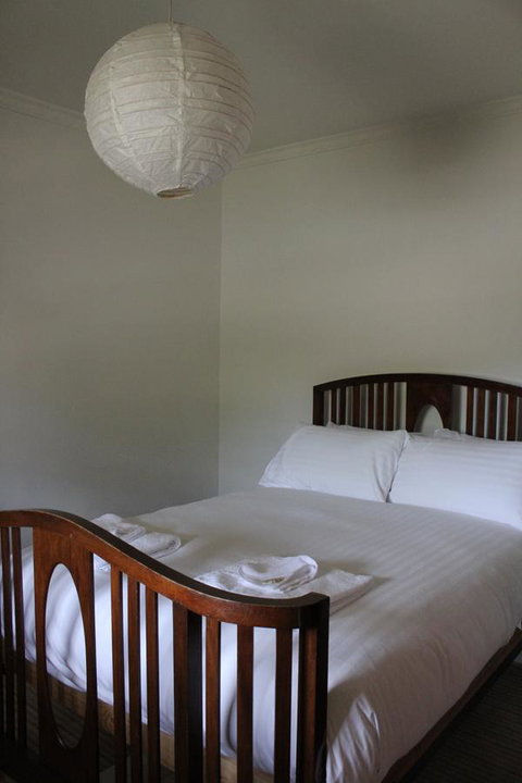 Bridge View Retreat - Food Delivery Shop 32