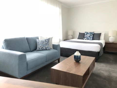 Orford Blue Waters Hotel - Food Delivery Shop 0