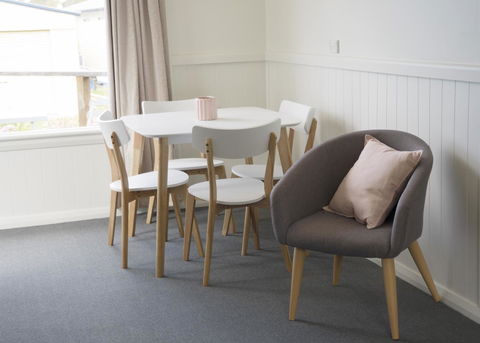 Orford Blue Waters Hotel - Food Delivery Shop 16