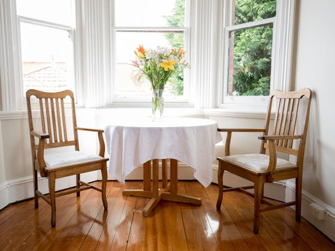 Montacute Boutique Bunkhouse - Food Delivery Shop 18