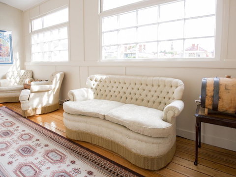 Montacute Boutique Bunkhouse - Food Delivery Shop 17