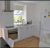 Hobart Colonial Apartment - Food Delivery Shop