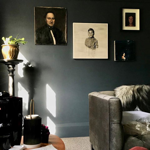 Devine Stays - Rupert #1 NOHO Art Apartment - Food Delivery Shop 0