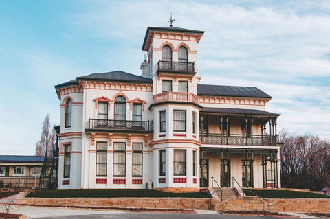 Maylands Lodge - Food Delivery Shop 17