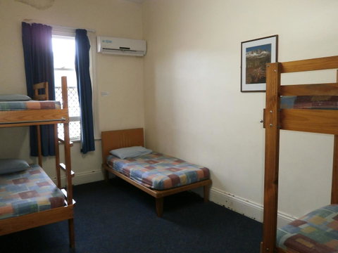 Launceston Backpackers - Food Delivery Shop 31