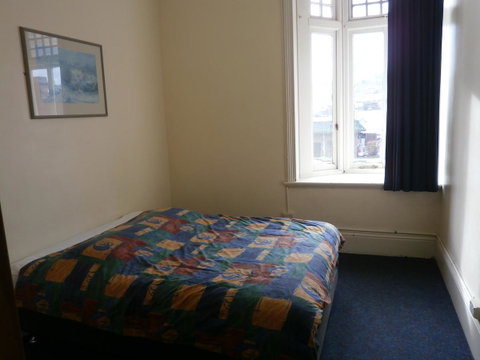 Launceston Backpackers - Food Delivery Shop 16